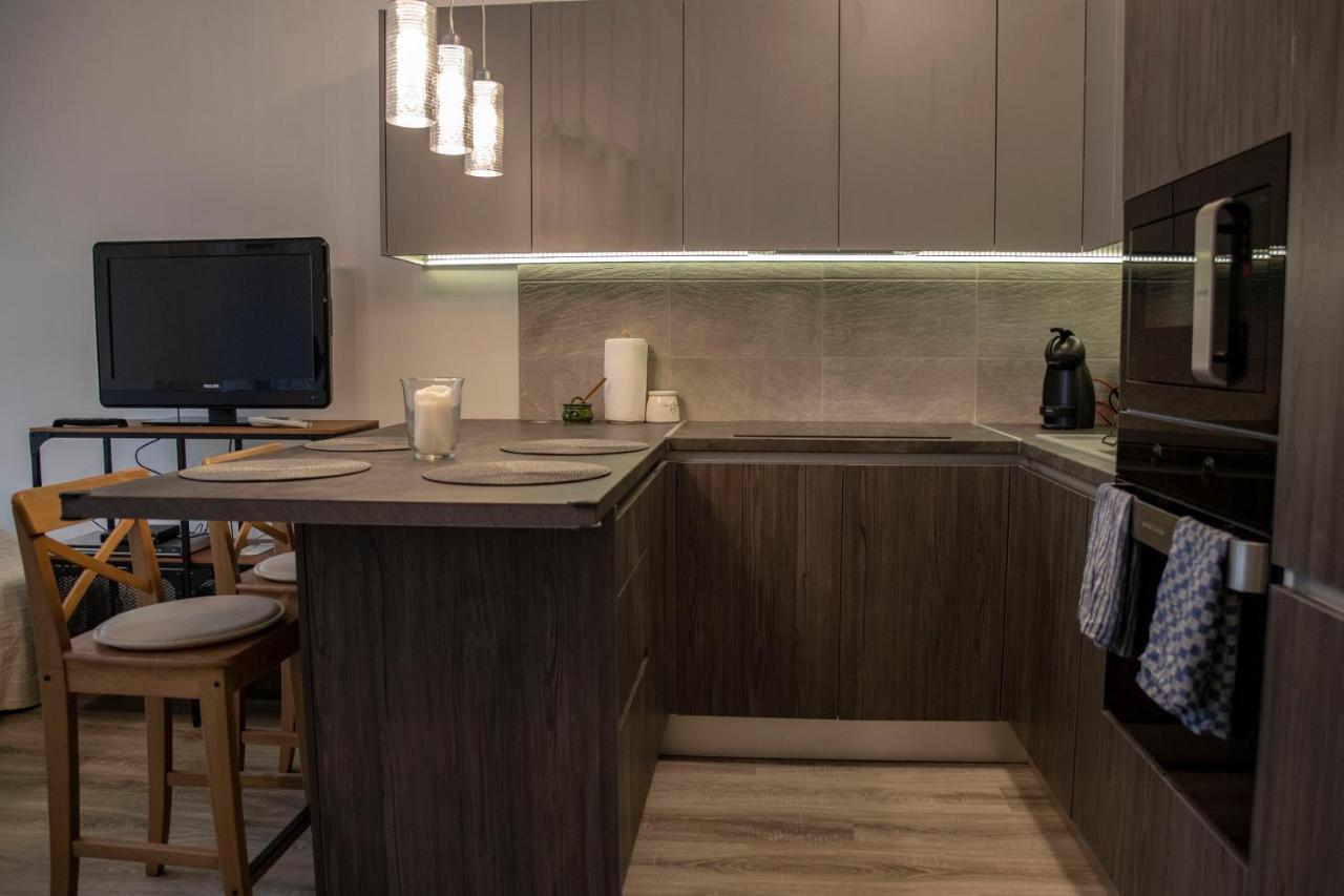 בודפשט Sasadpark'S New Apartment In The West Part Of Buda מראה חיצוני תמונה