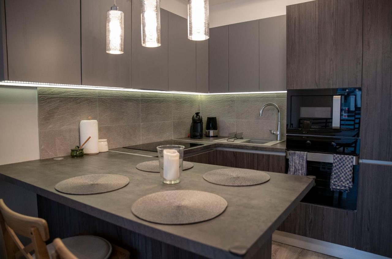 בודפשט Sasadpark'S New Apartment In The West Part Of Buda מראה חיצוני תמונה